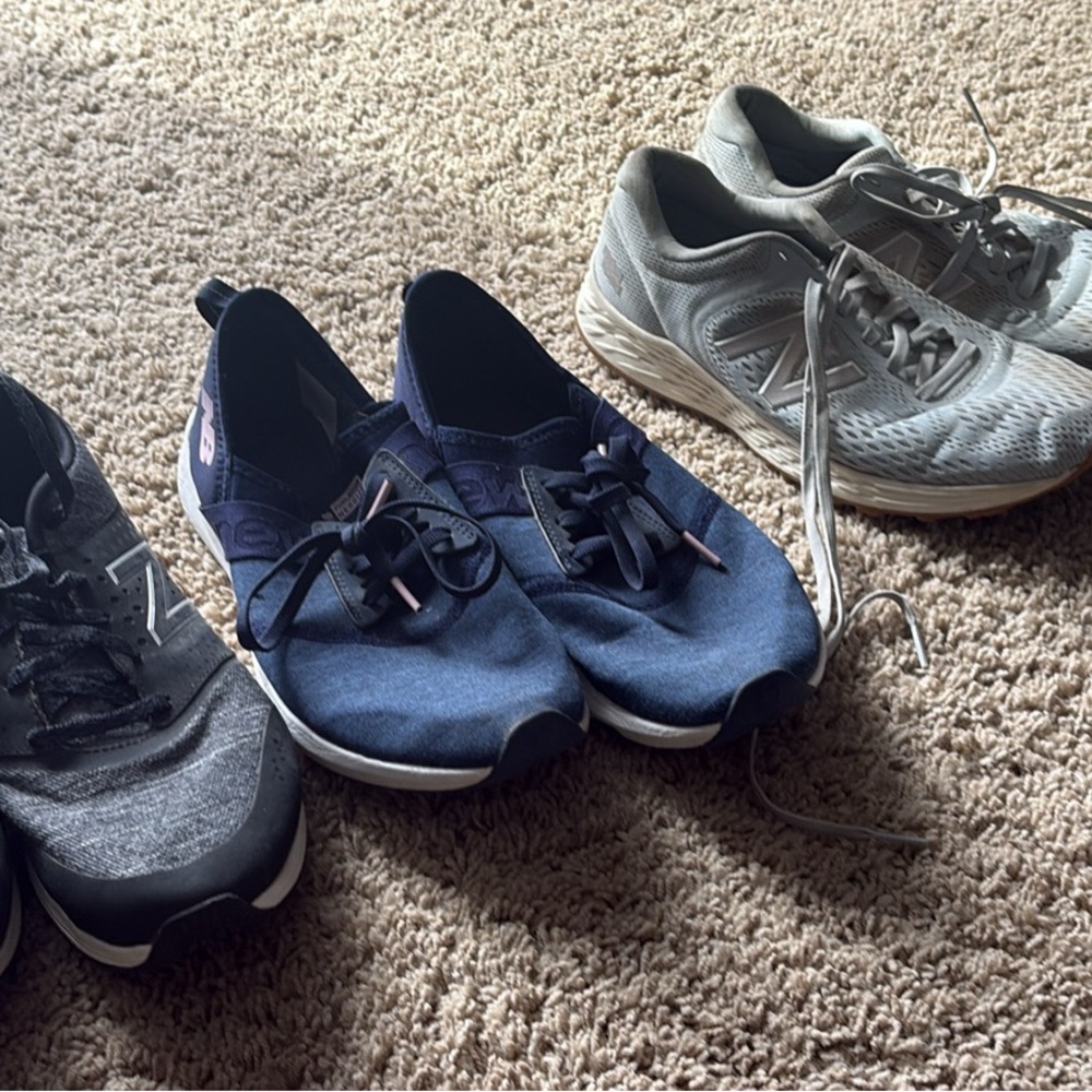 Navy Slip-On Athletic Sneakers - Casual Comfort